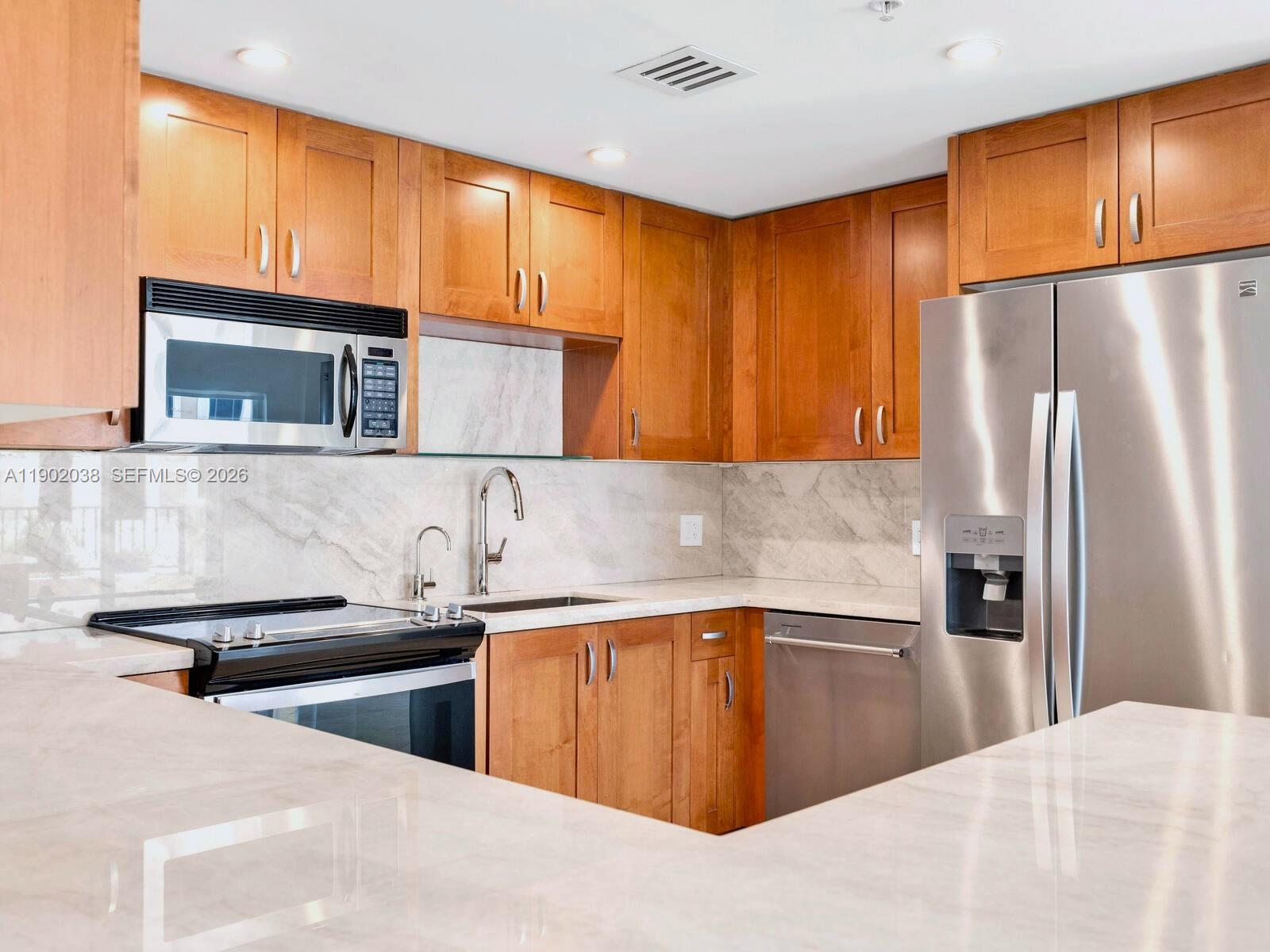 VILLA CALABRIA CONDO - Residential