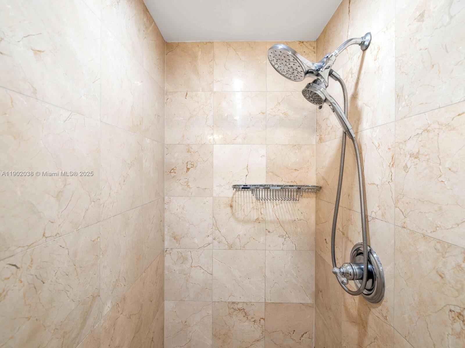 VILLA CALABRIA CONDO - Residential