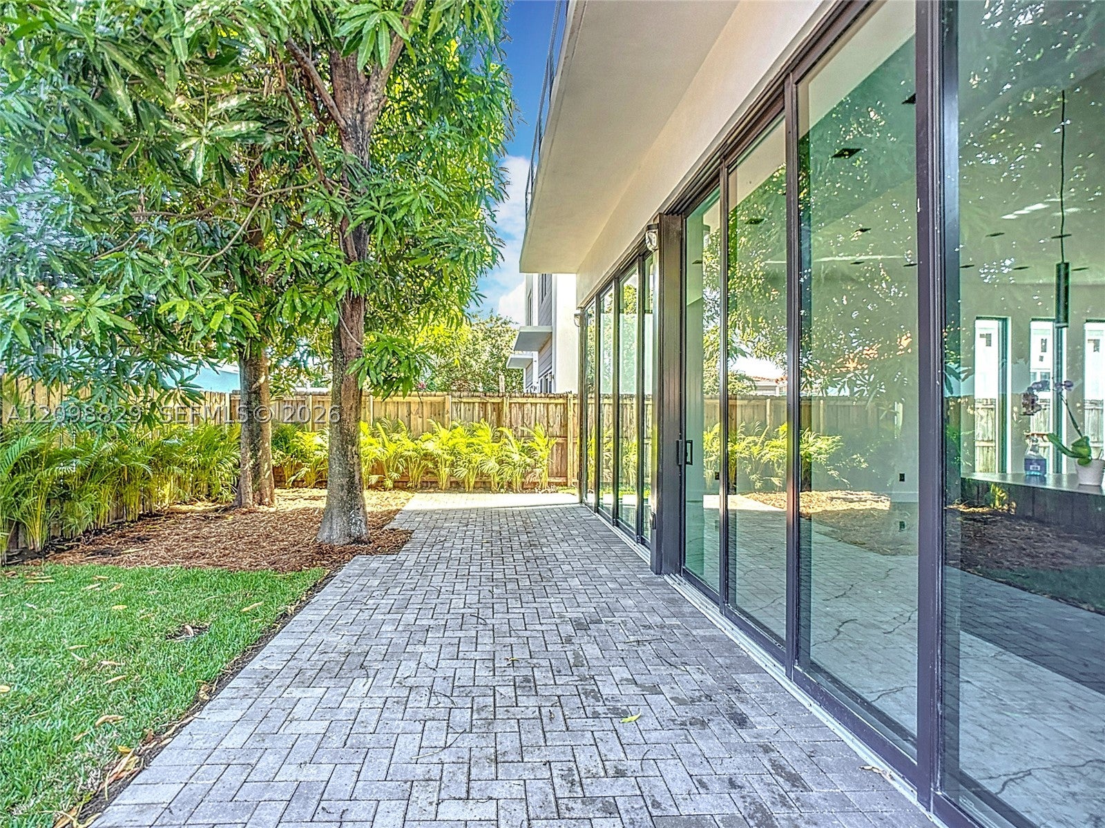 3069 SW 27th Ter n/a