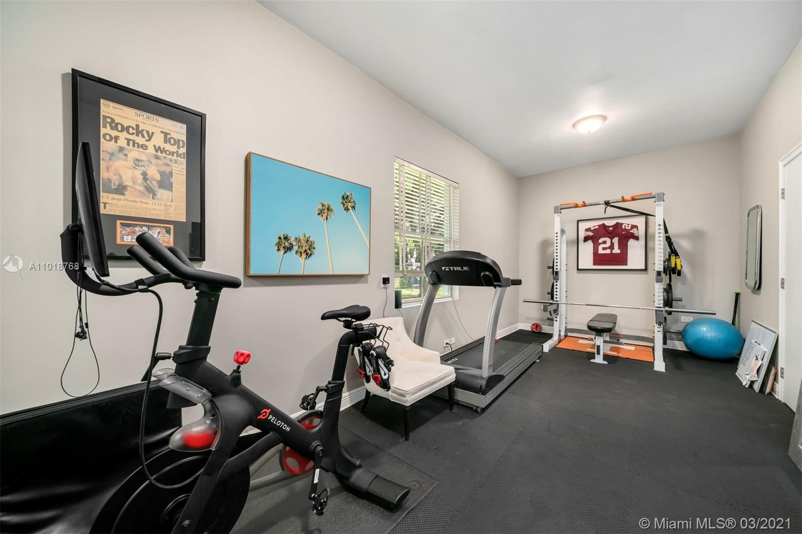 MARTIN SUBURBAN ACRES - Residential