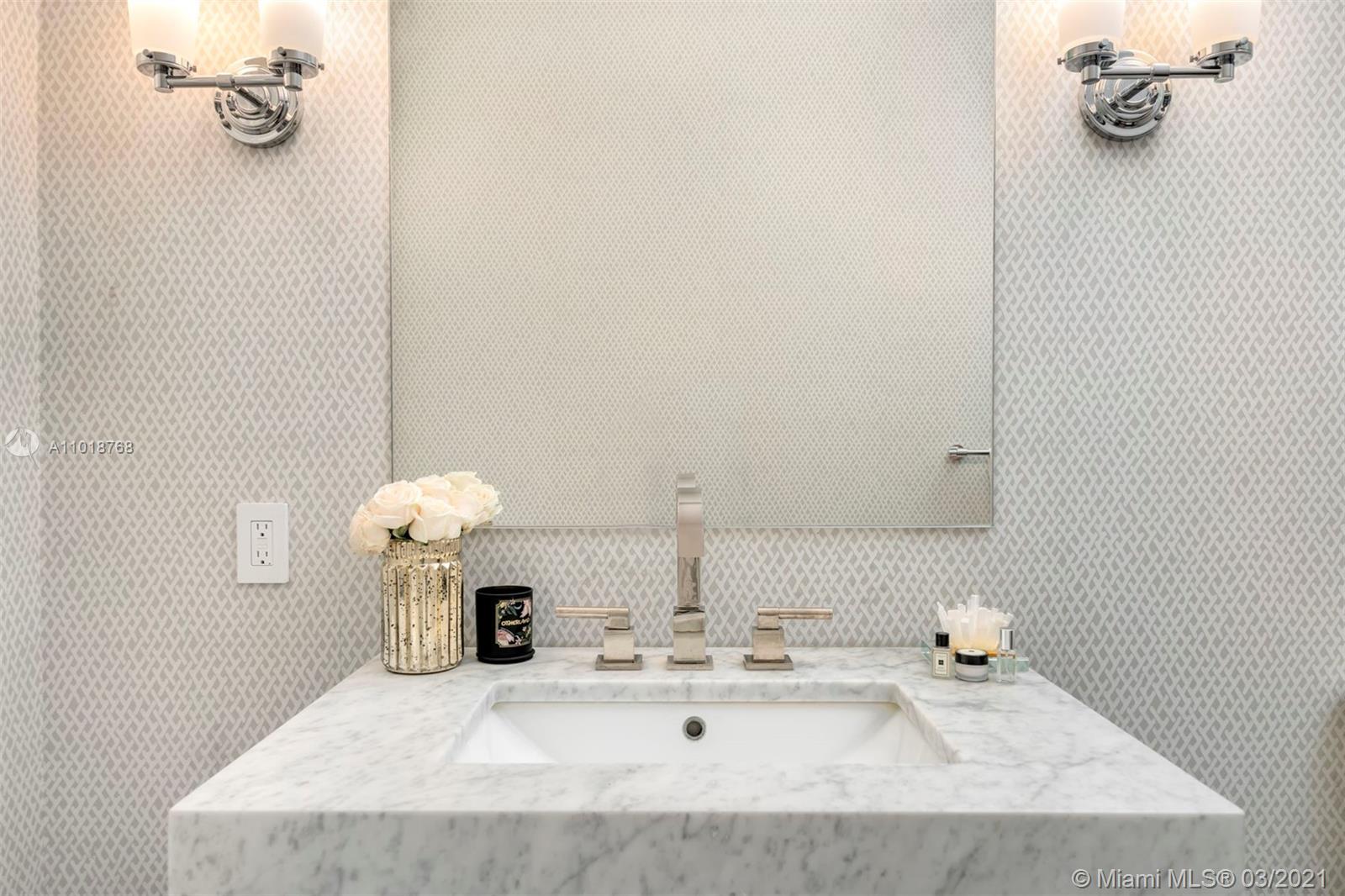 MARTIN SUBURBAN ACRES - Residential