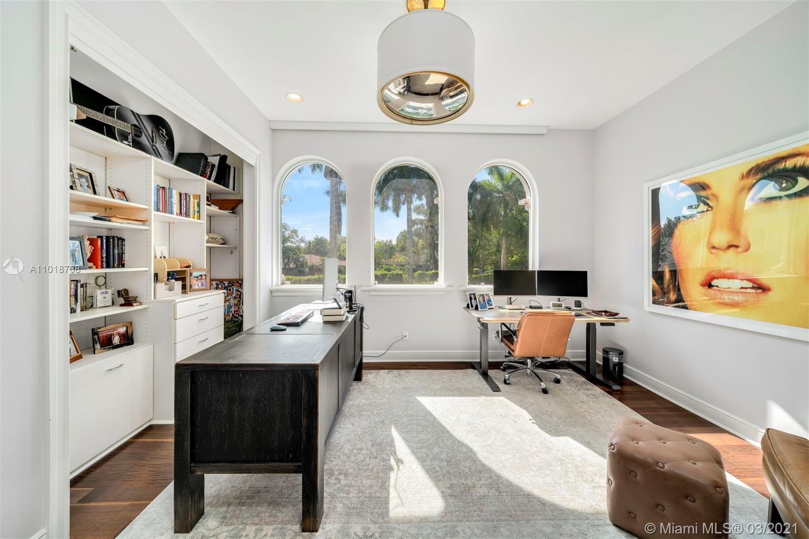 MARTIN SUBURBAN ACRES - Residential