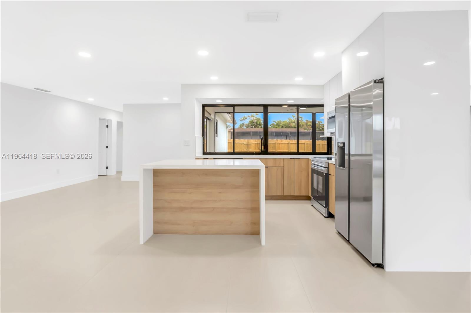 SUNRISE GOLF VILLAGE SEC - Residential