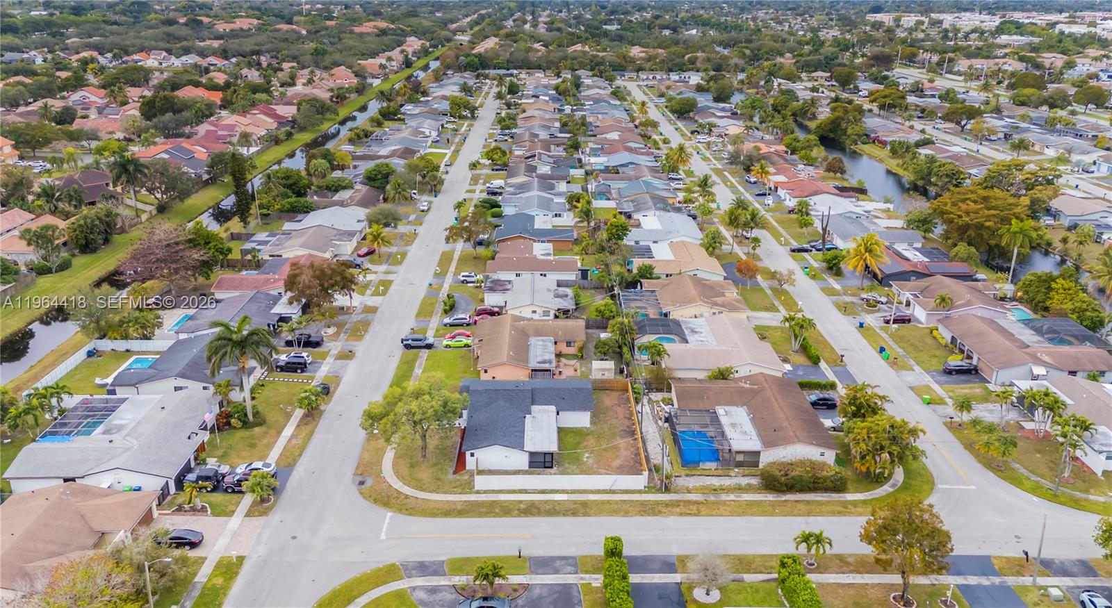 SUNRISE GOLF VILLAGE SEC - Residential