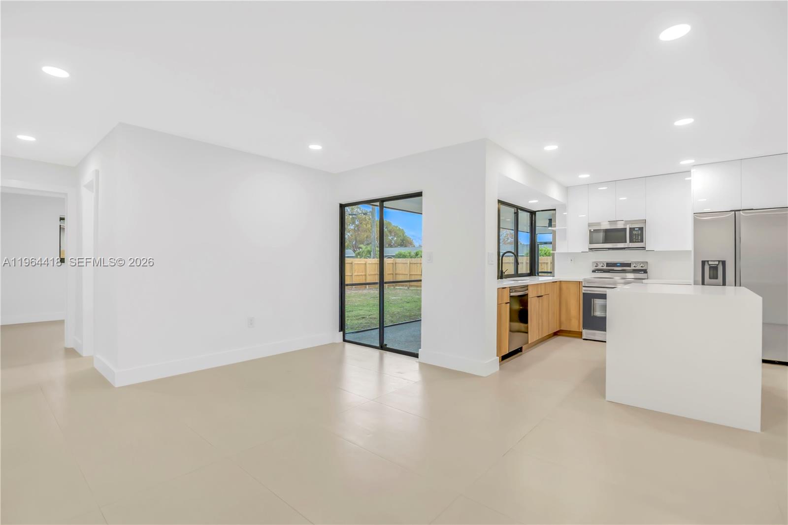 SUNRISE GOLF VILLAGE SEC - Residential