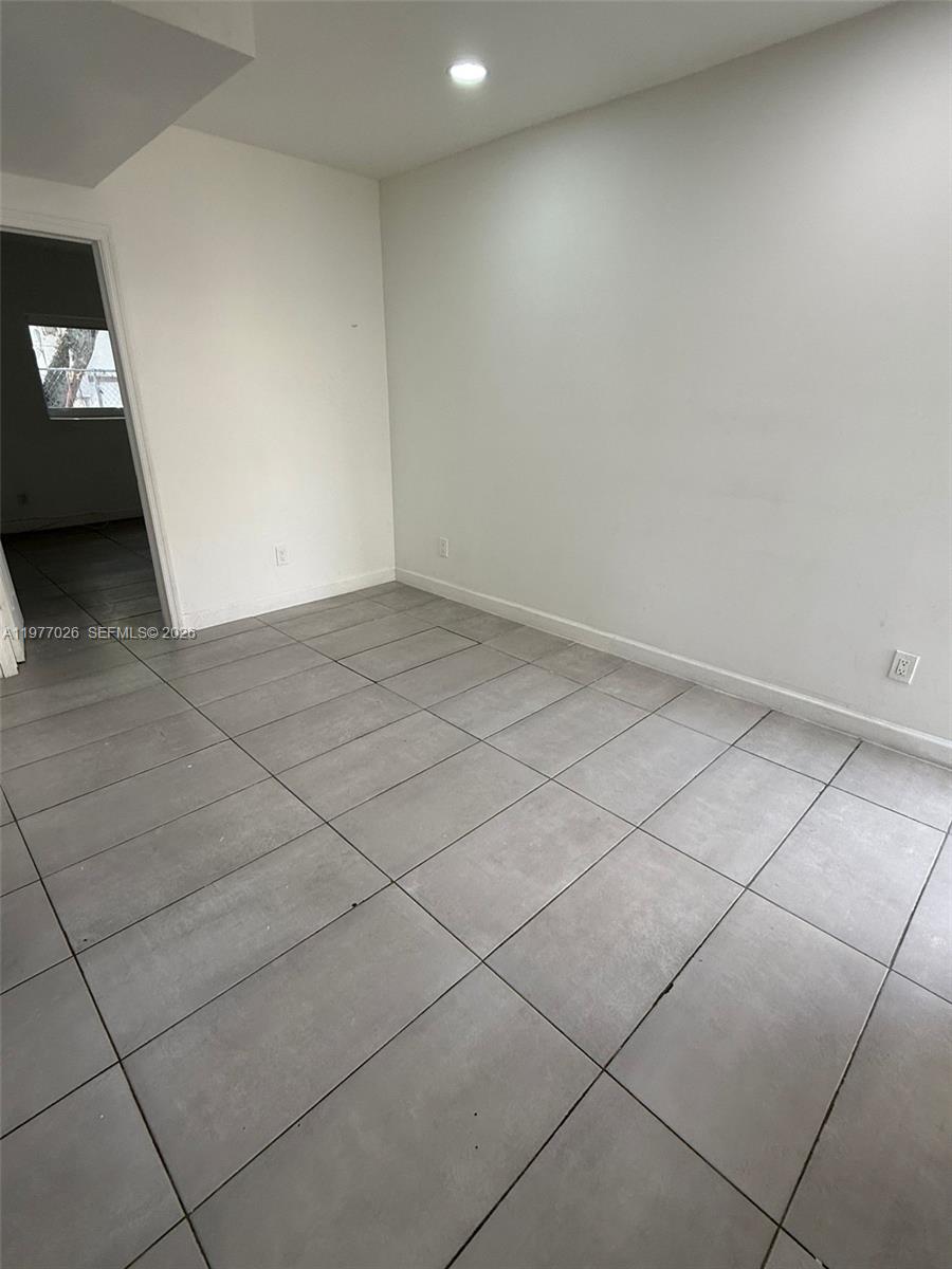 FIRST ADD TO TUSKEGEE PAR - Residential Lease