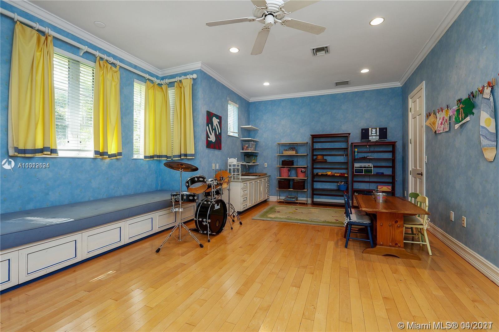 W T HARDEES SUB - Residential