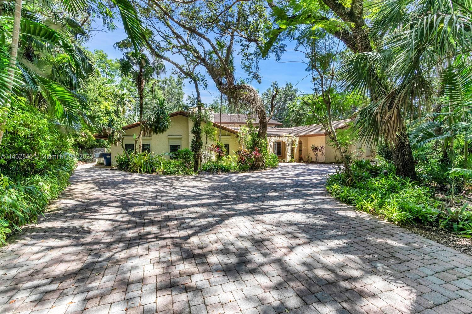 HELMS COUNTRY ESTATES RE- - Residential