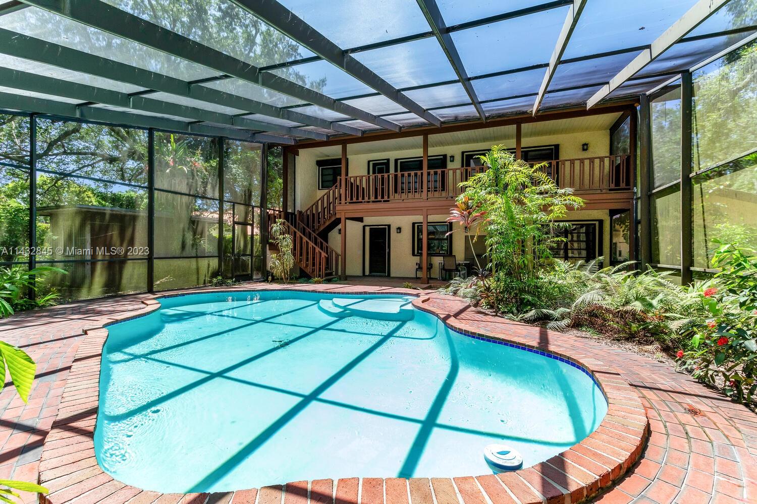 HELMS COUNTRY ESTATES RE- - Residential