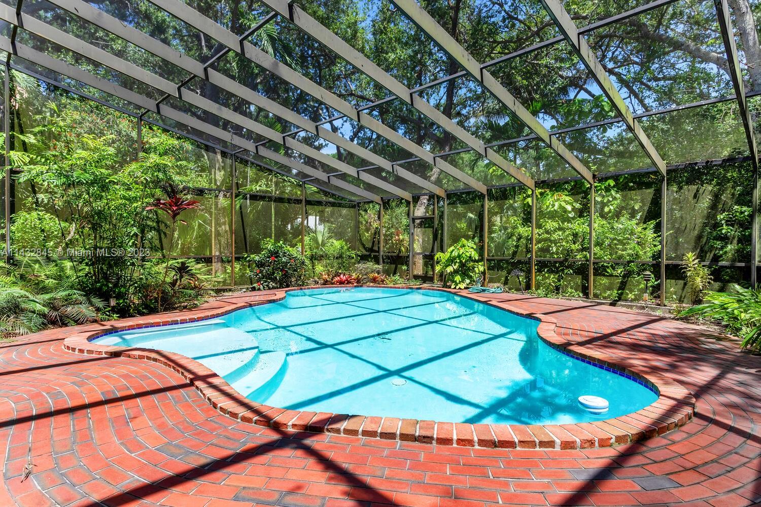 HELMS COUNTRY ESTATES RE- - Residential