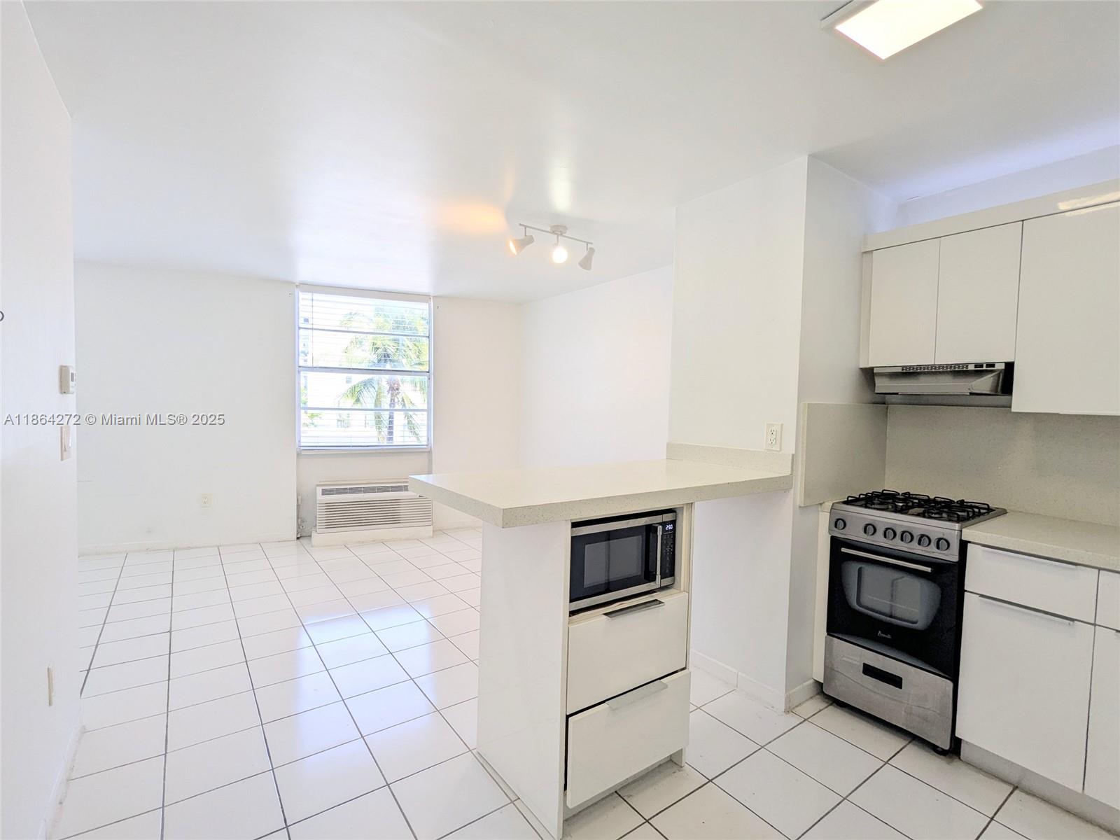 710 Washington Ave 324