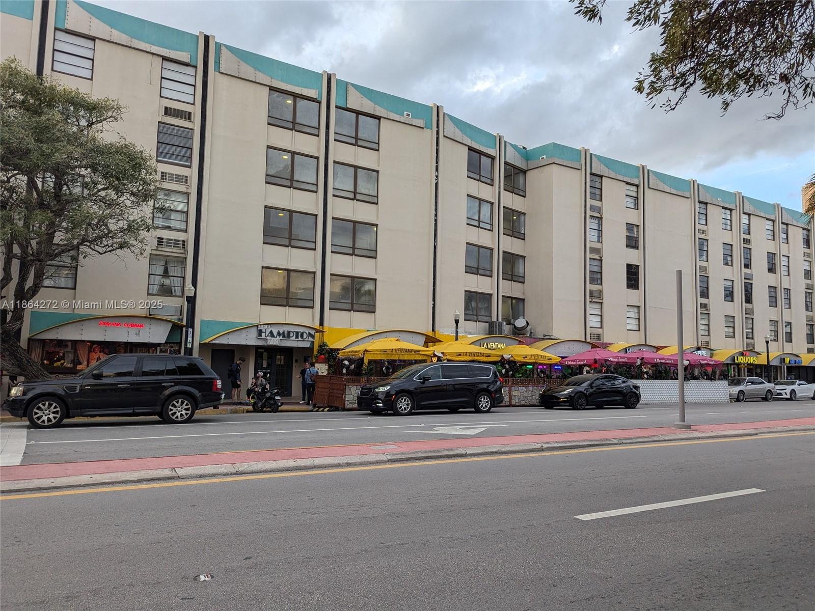 This beautifully remodeled studio is ideally situated in the vibrant heart of South Beach. Convenient laundry facilities are available on the same floor, and the building is equipped with two elevators for easy access. Its prime location places you just a short walk from the beach, a variety of restaurants, and public transportation, making it perfect for enjoying everything the area has to offer.