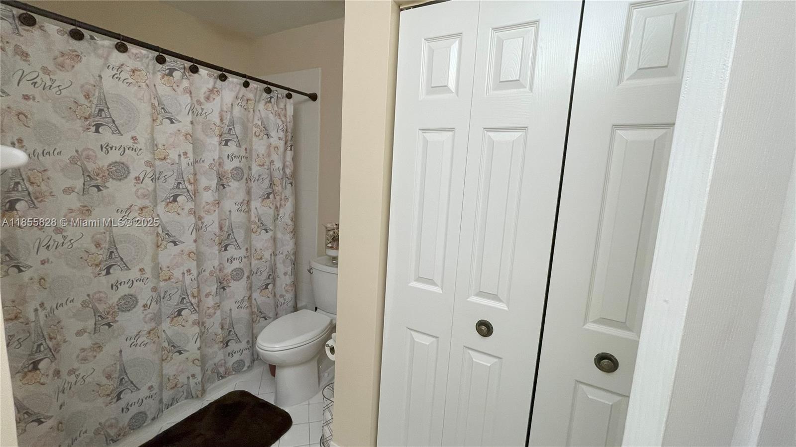 LAKES BY THE BAY AMBER - Residential