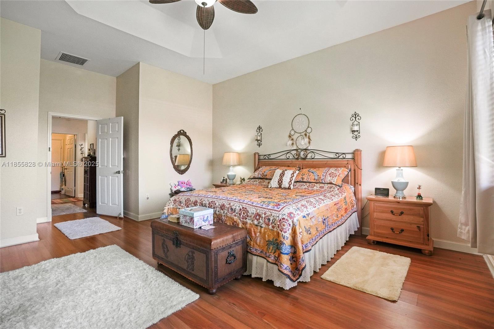 LAKES BY THE BAY AMBER - Residential