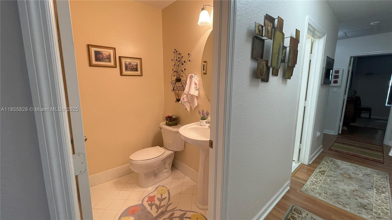 LAKES BY THE BAY AMBER - Residential