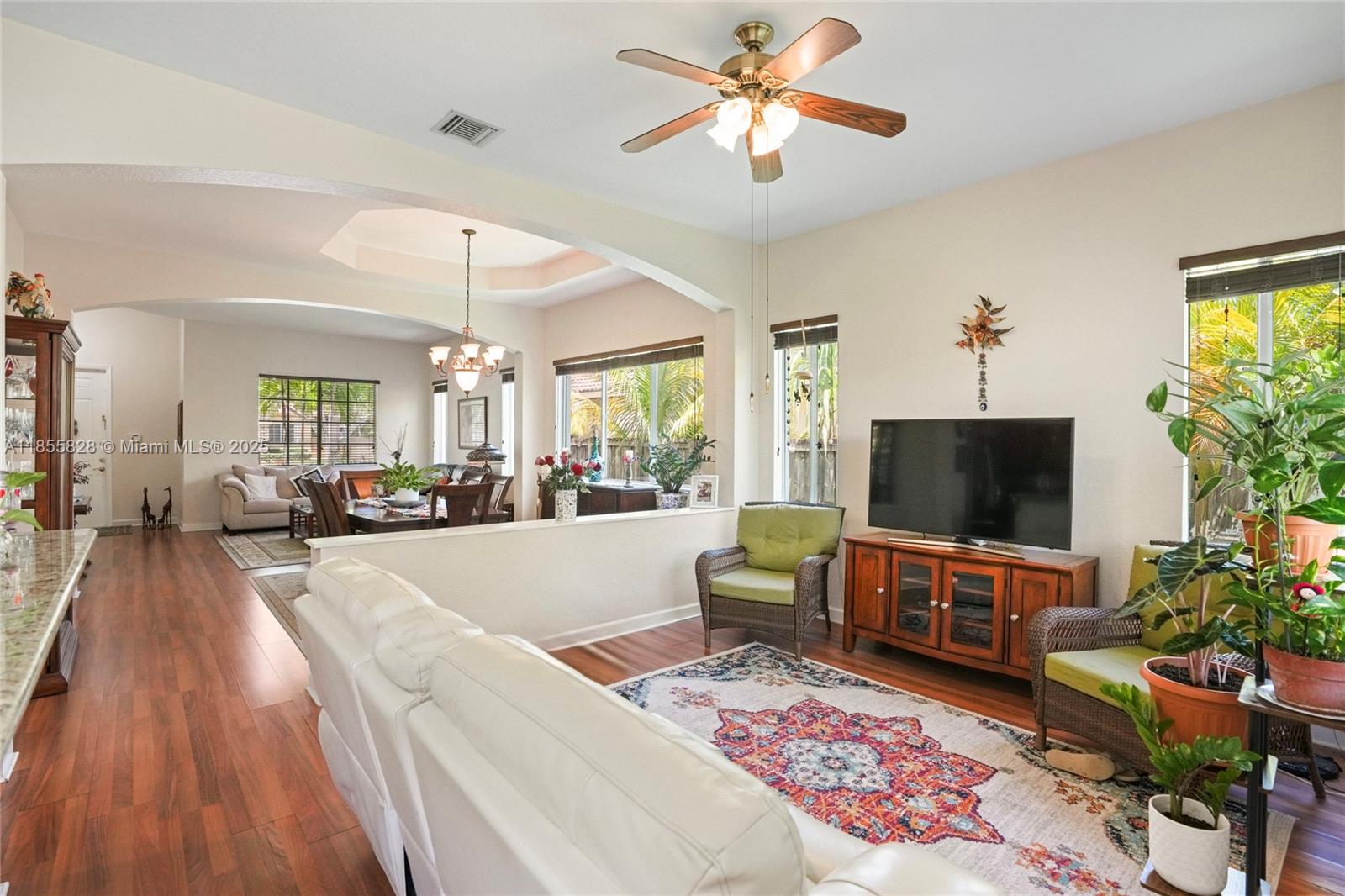 LAKES BY THE BAY AMBER - Residential