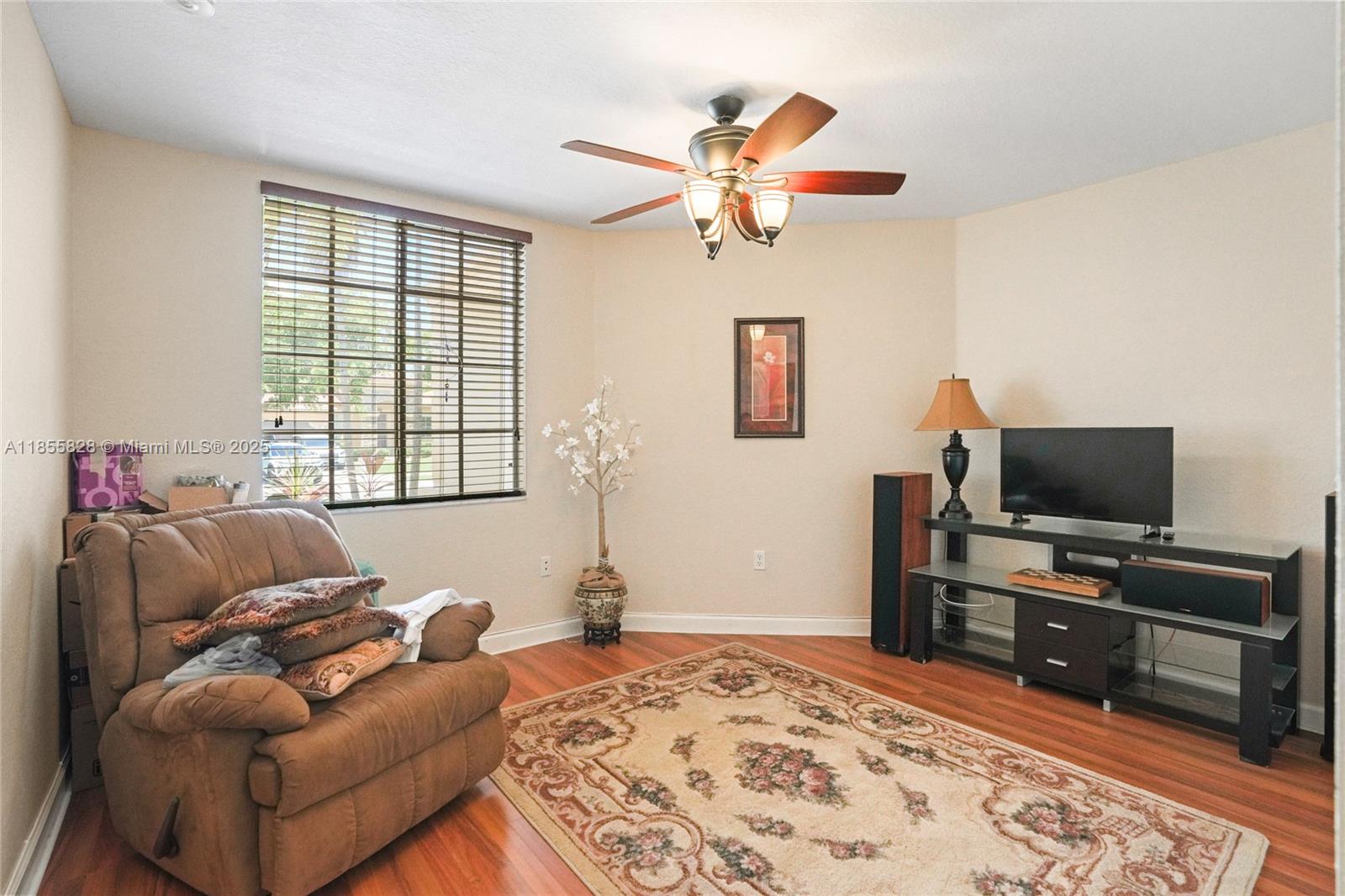 LAKES BY THE BAY AMBER - Residential