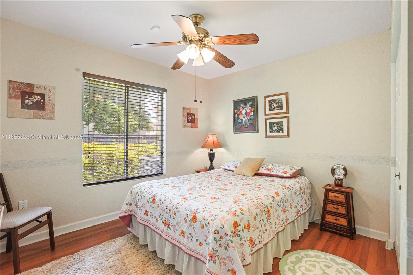 LAKES BY THE BAY AMBER - Residential