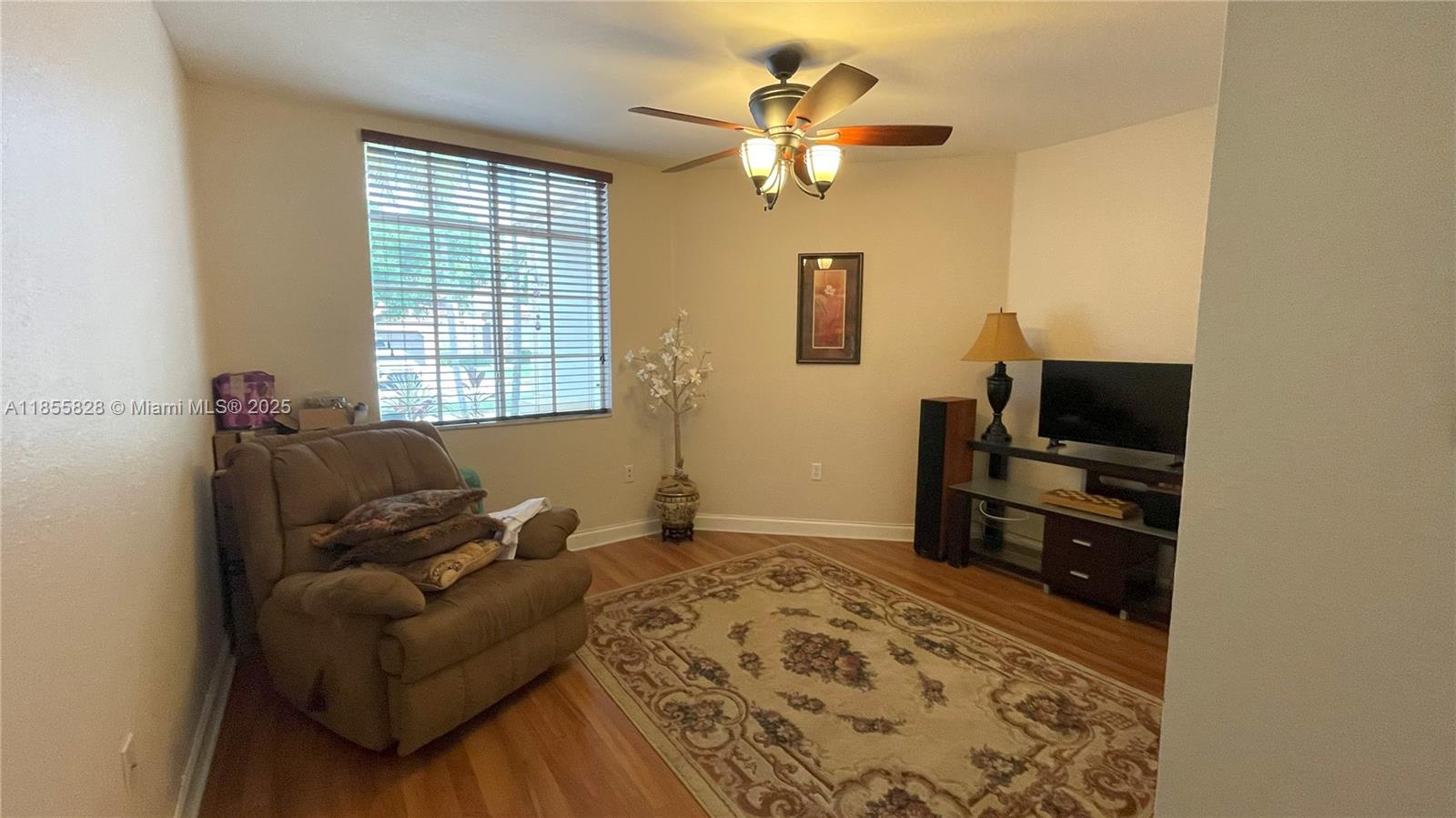 LAKES BY THE BAY AMBER - Residential