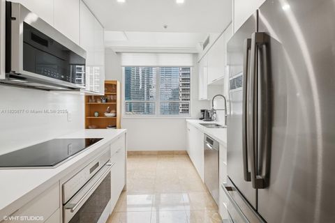 801 Brickell Key Blvd 2202 Miami FL 33131