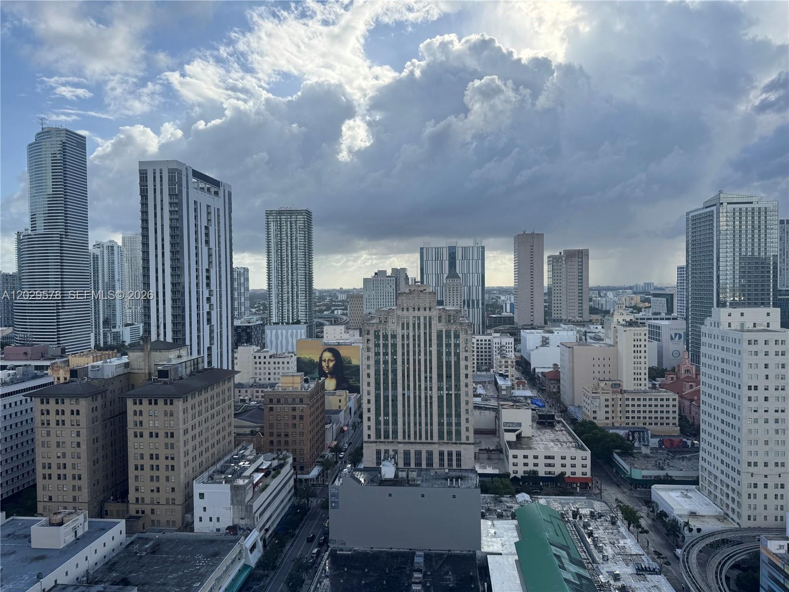 50 Biscayne Blvd 2707