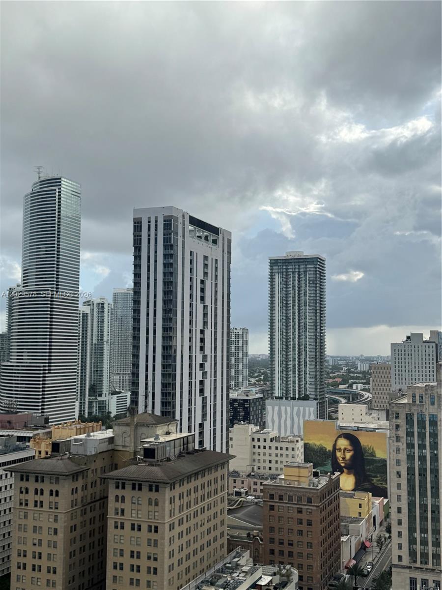 50 Biscayne Blvd 2707