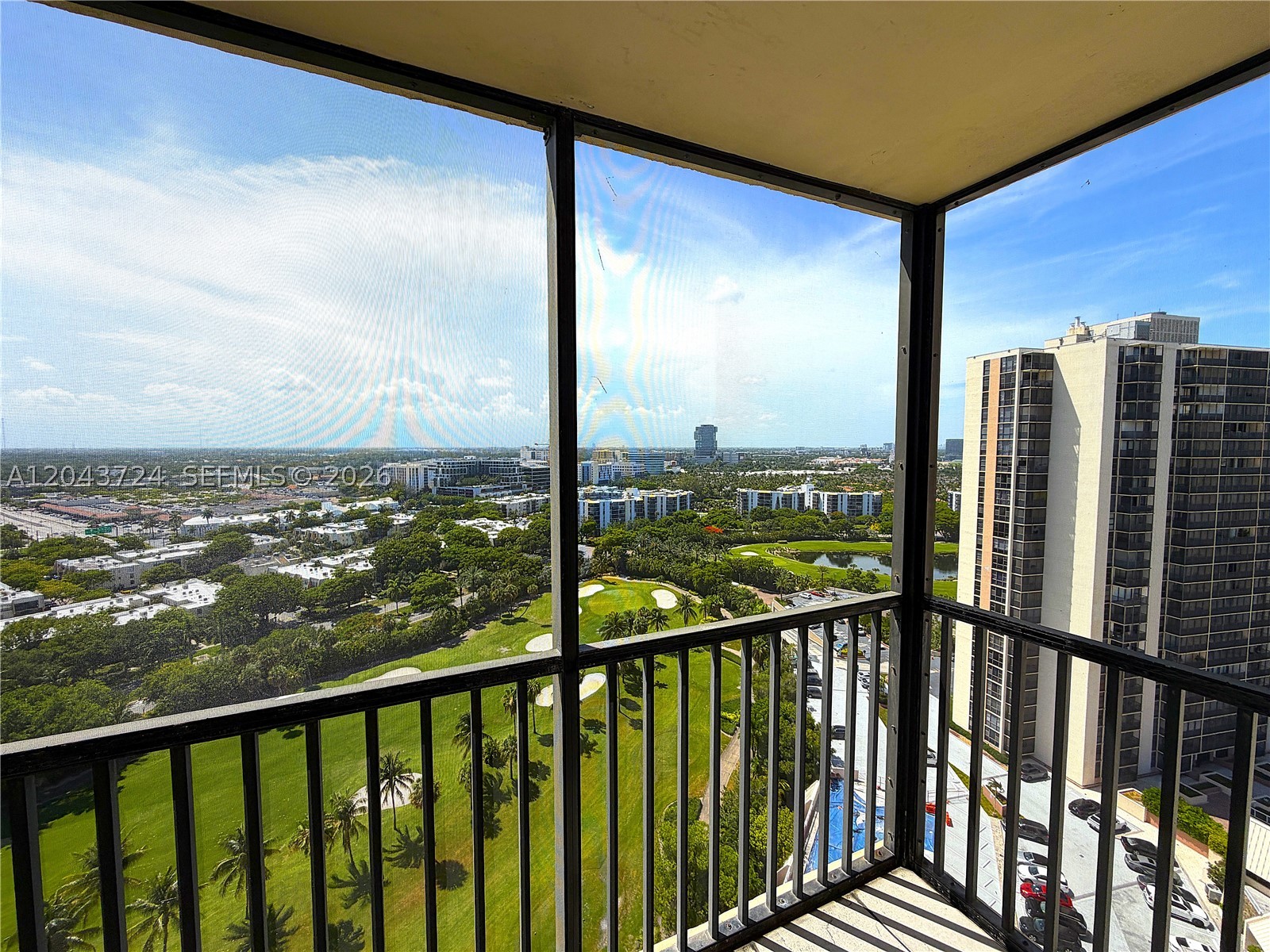 20335 W Country Club Dr 2210