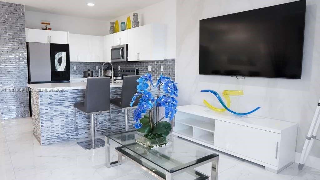 FOREST PARK VILLAS - Residential