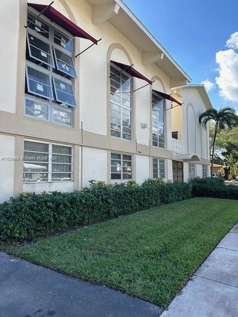 Property for Sale at 234 Antiquera Ave 1, Coral Gables, Broward County, Florida - Bedrooms: 2 
Bathrooms: 1  - $234,900