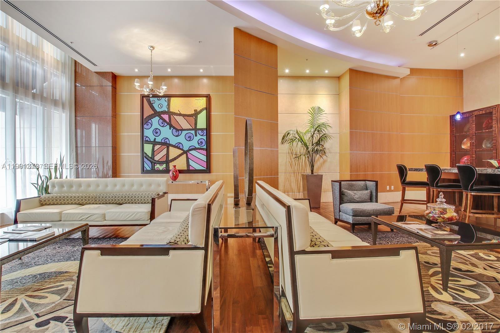 VIZCAYNE SOUTH CONDO - Residential