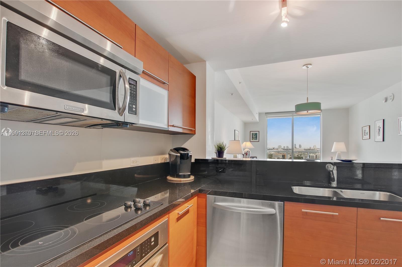 VIZCAYNE SOUTH CONDO - Residential