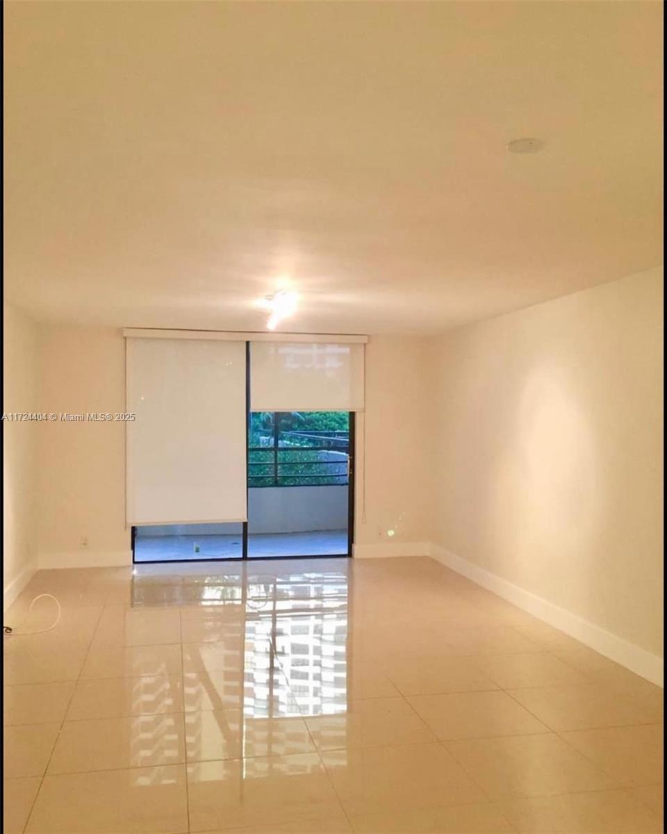 OLYMPUS CONDO PHASE - Residential