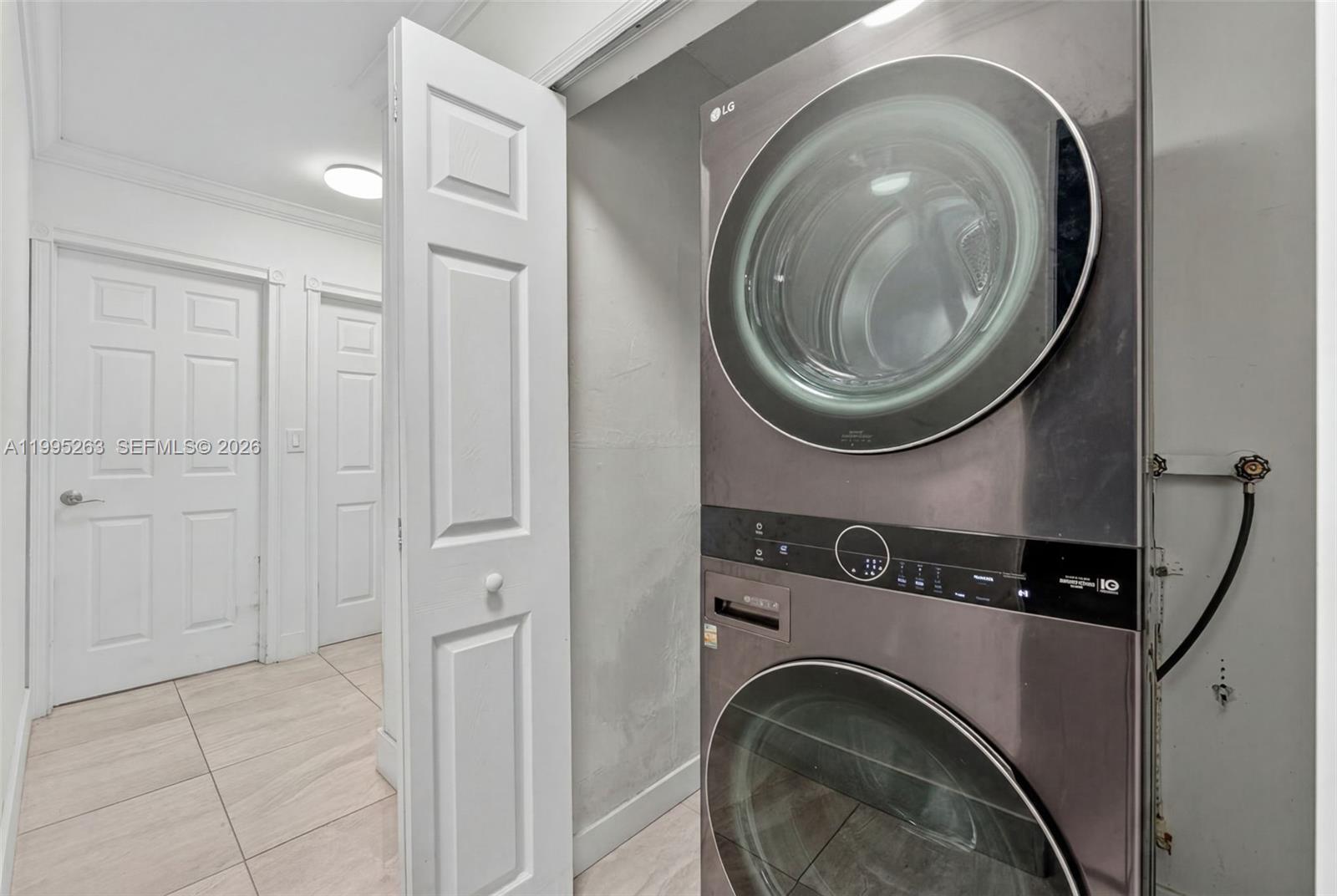 KENDALE ROYAL AMEND - Residential