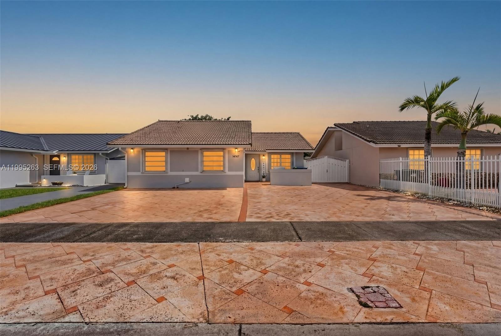 KENDALE ROYAL AMEND - Residential