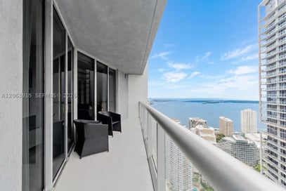 475 Brickell Ave 4511 Miami FL 33131