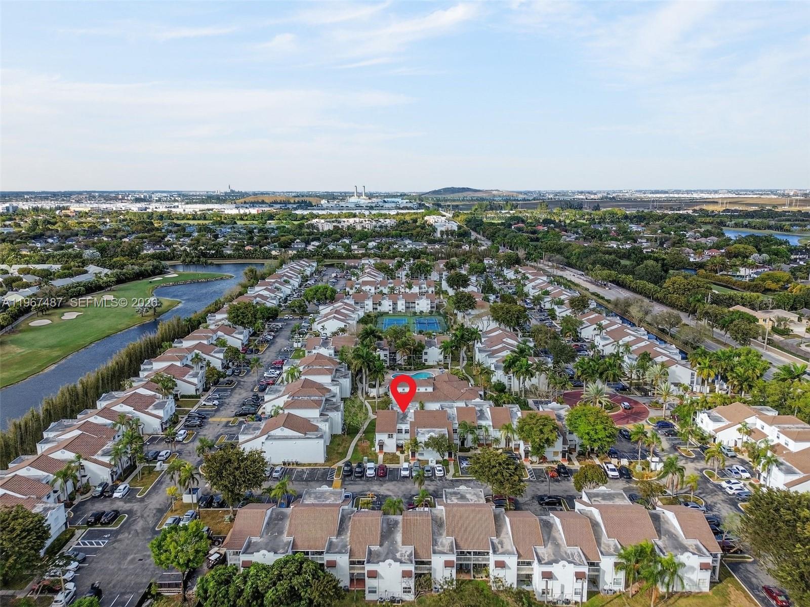 THE GREENS AT DORAL CONDO - Residential