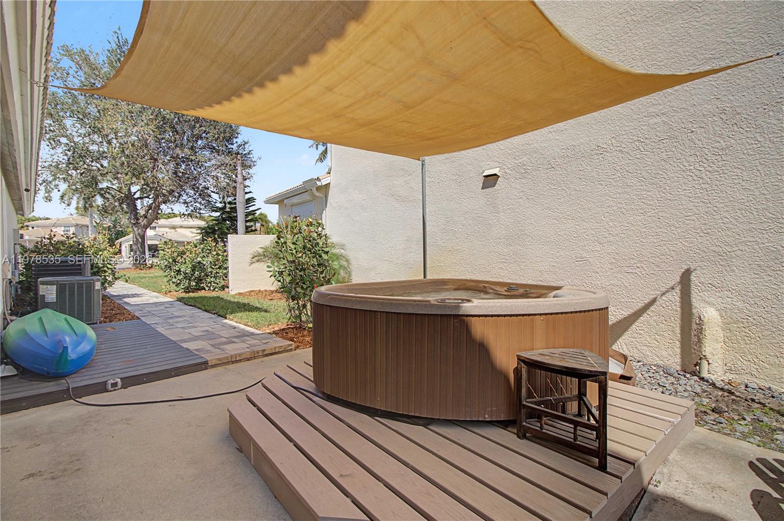 Eveningstar Cay - Residential