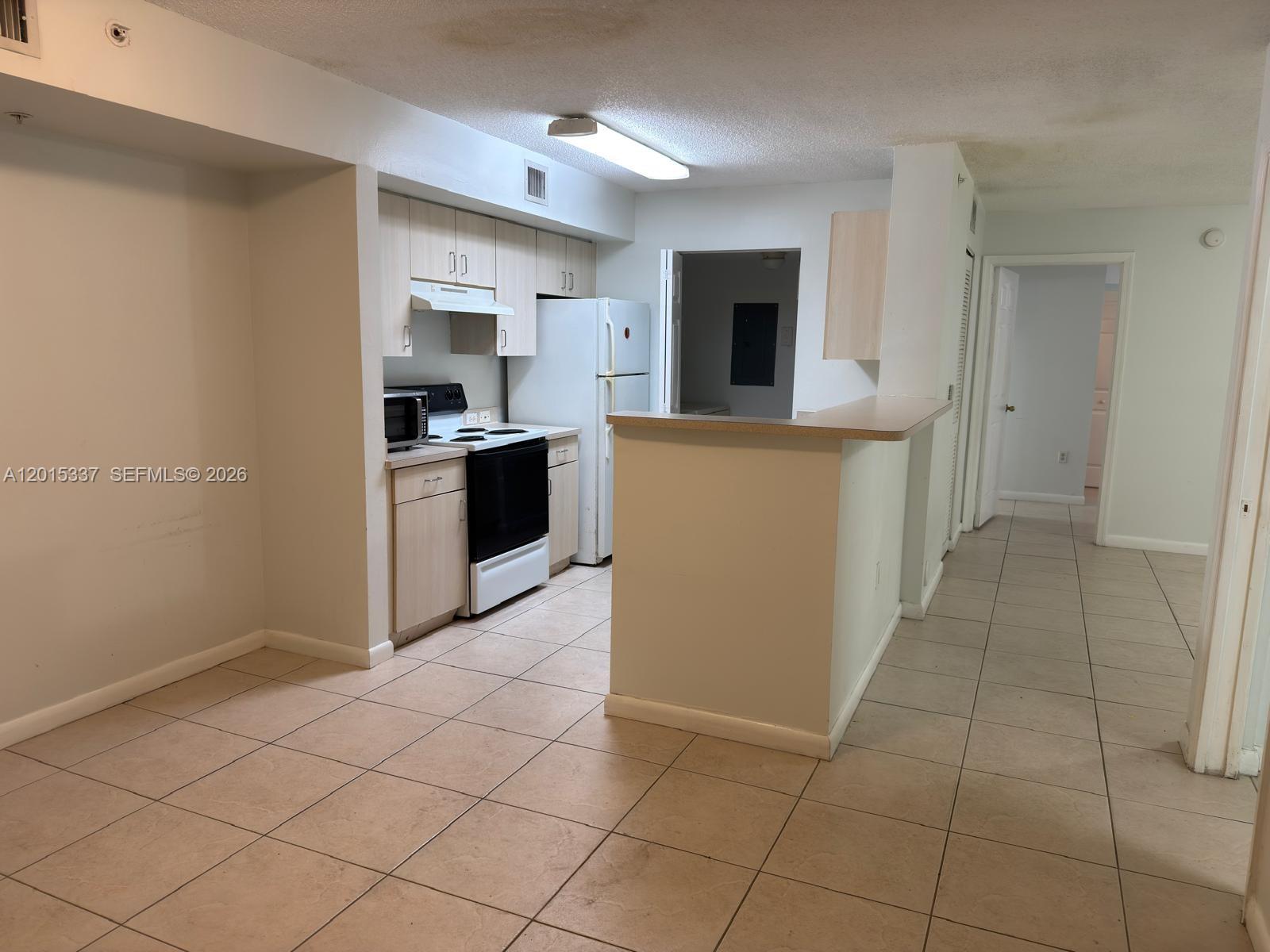 DEVONAIRE CONDO AT PEMBRO - Residential Lease