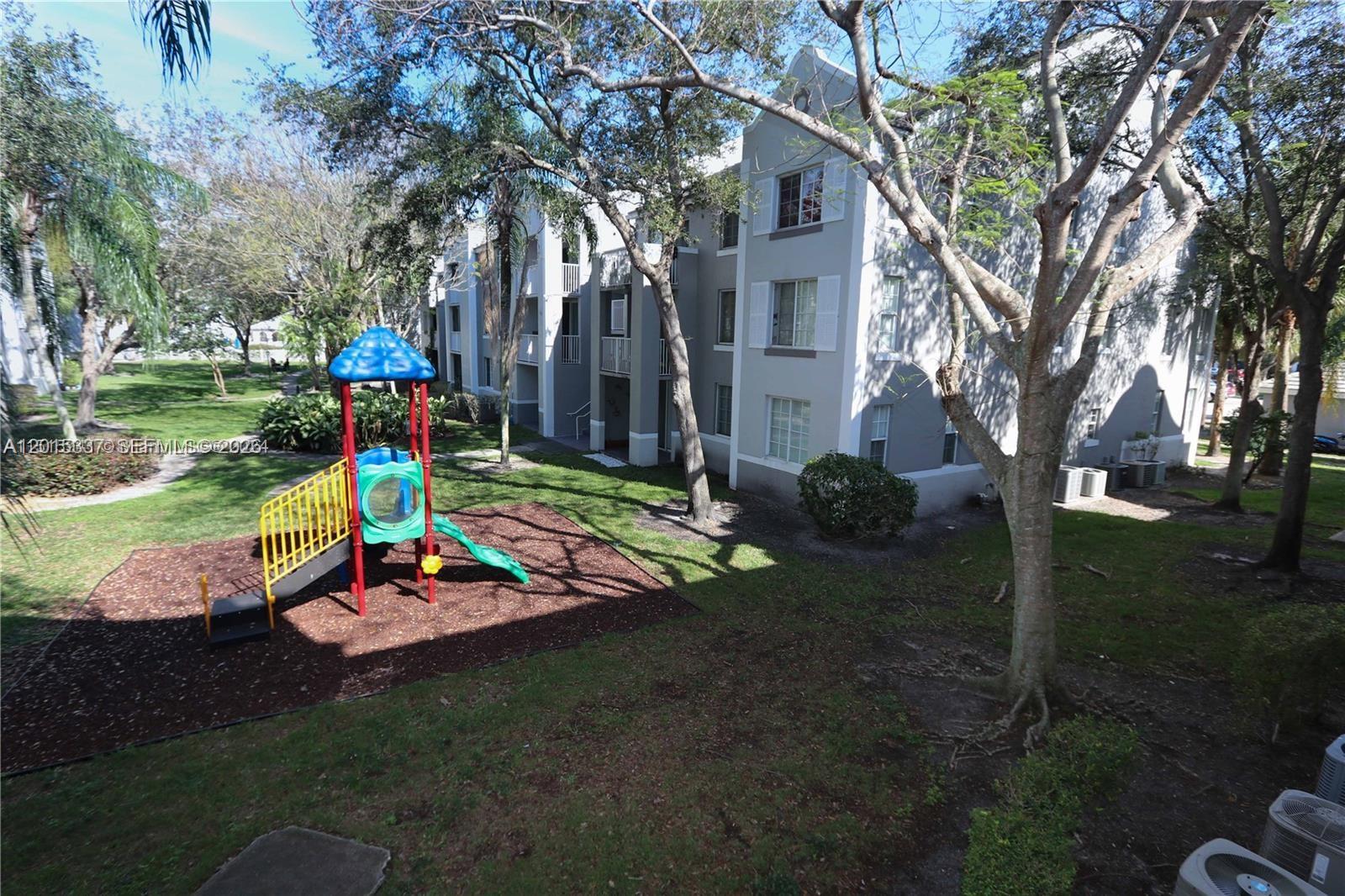 DEVONAIRE CONDO AT PEMBRO - Residential Lease