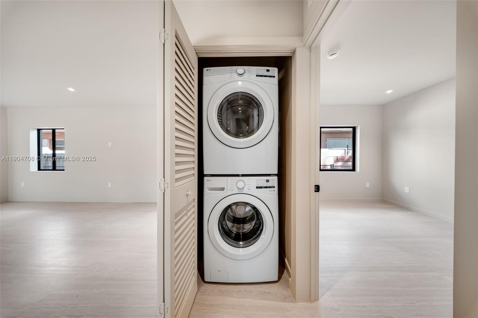 SILVER BLUFF HOMESITES - Residential