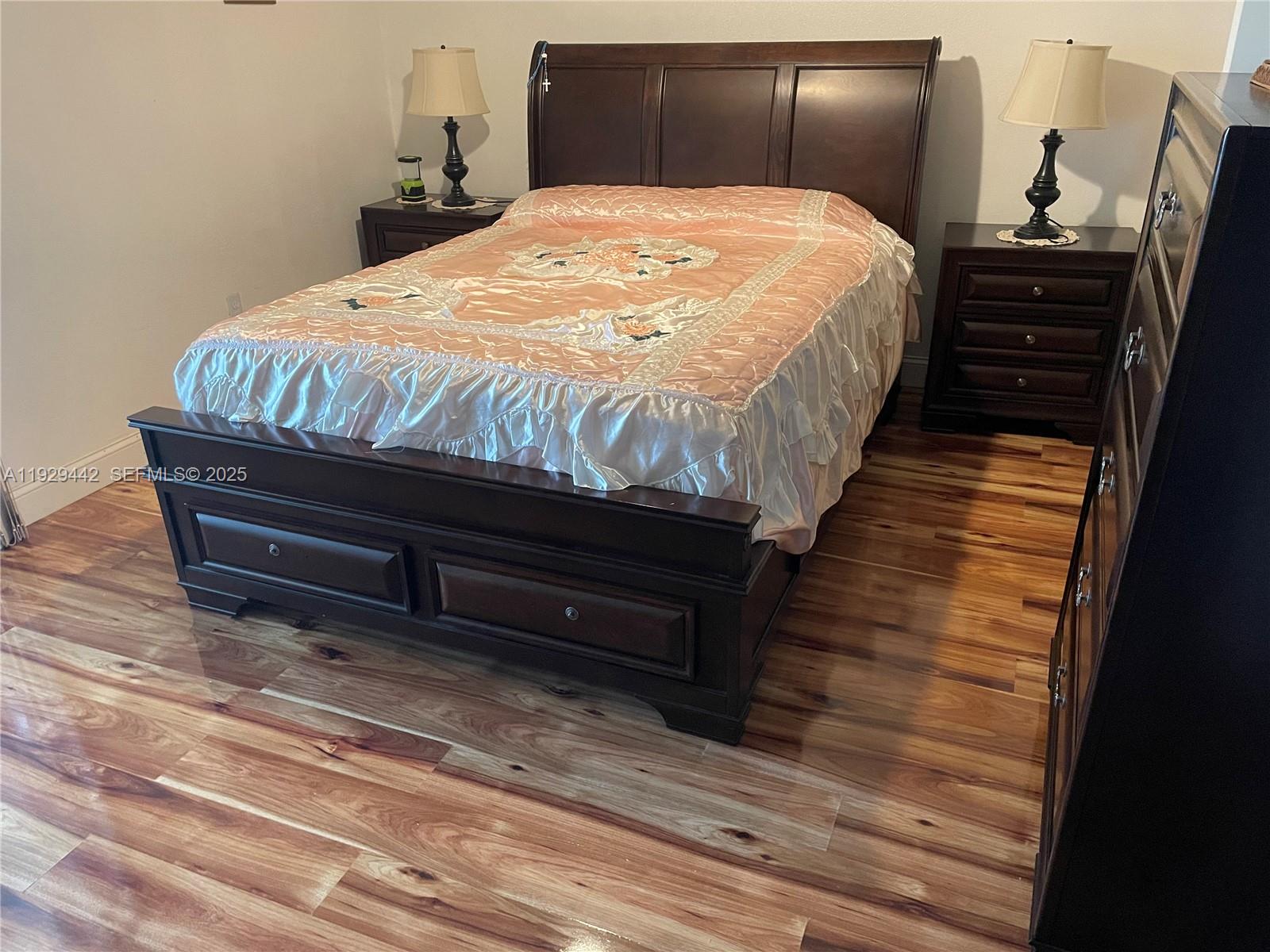 RO-MONT SOUTH GREEN CONDO - Residential