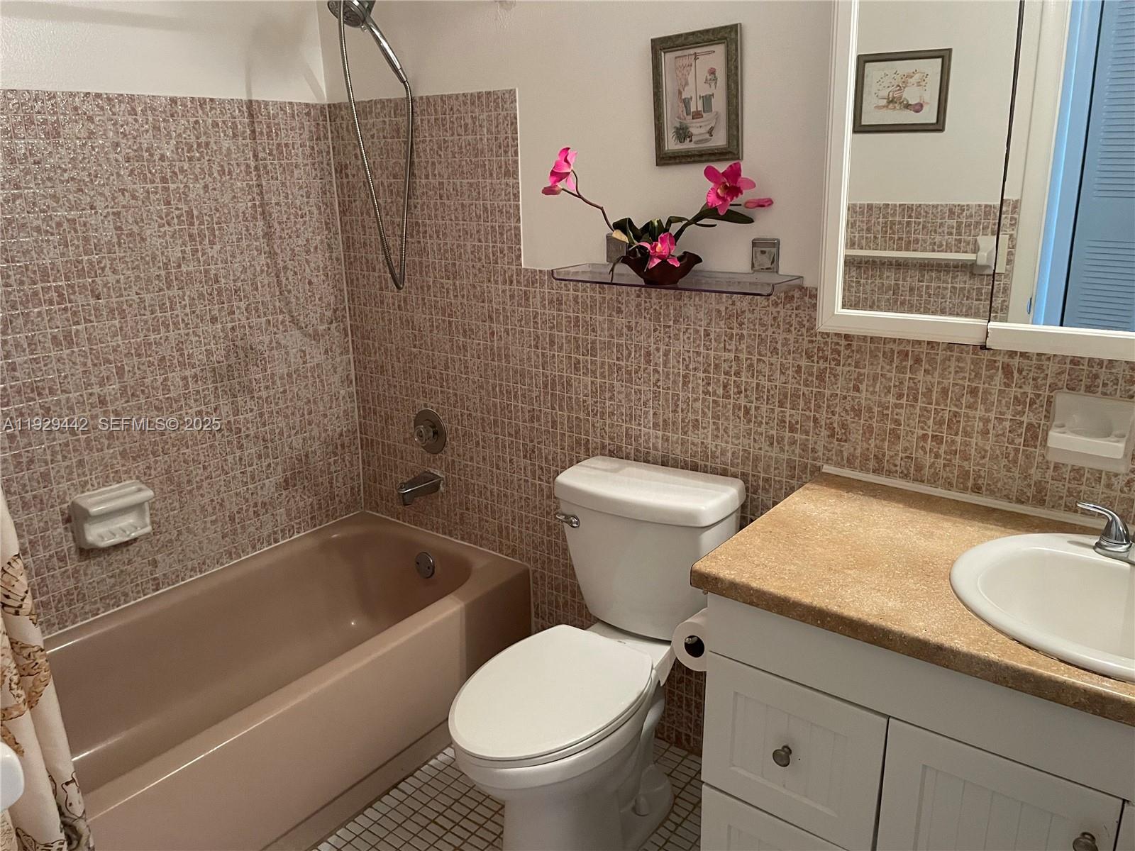 RO-MONT SOUTH GREEN CONDO - Residential