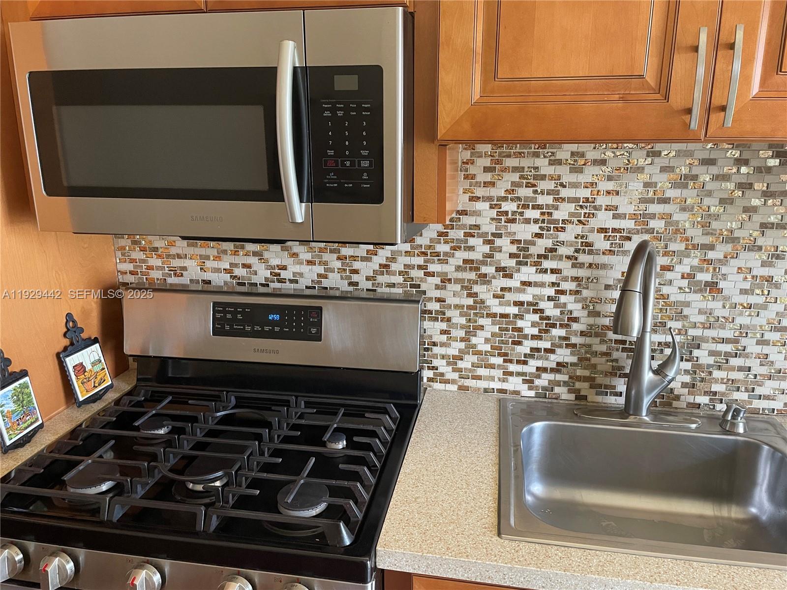 RO-MONT SOUTH GREEN CONDO - Residential