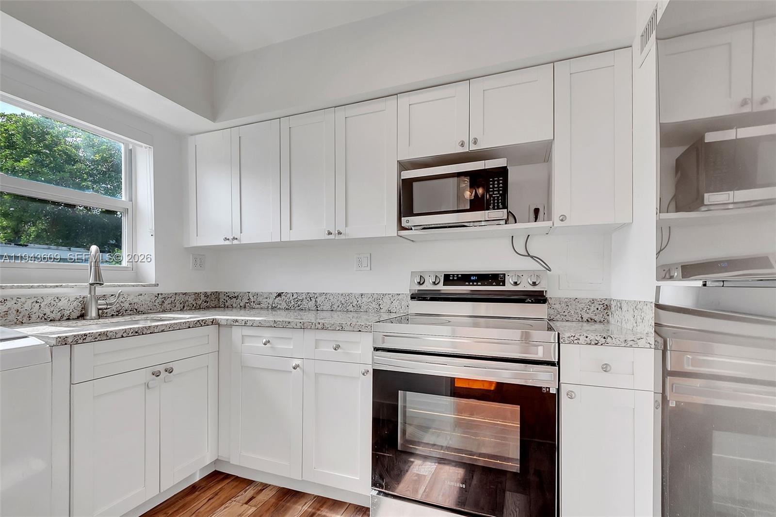 ARBORS CONDO - Residential Lease