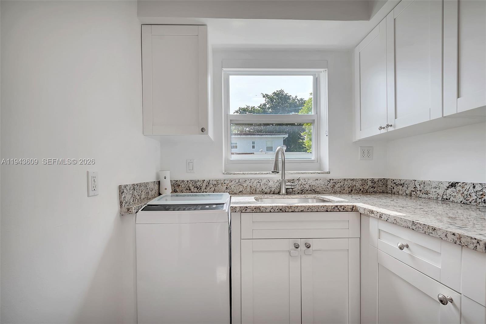 ARBORS CONDO - Residential Lease