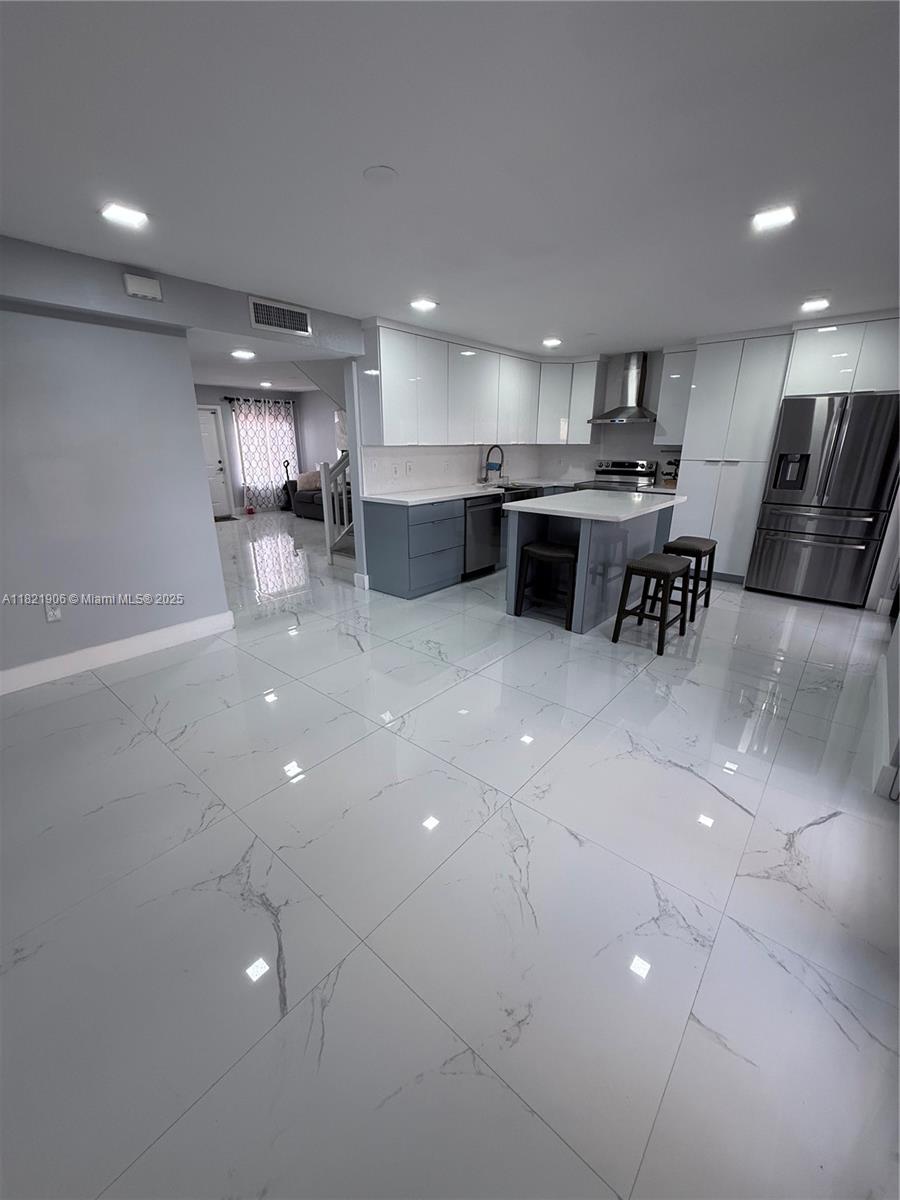 11115 W Okeechobee Rd 119