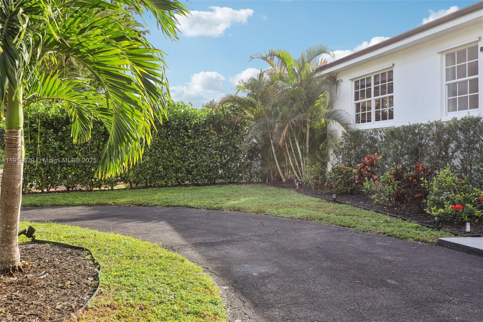 BREEZESWEPT ESTATES 1ST A - Residential