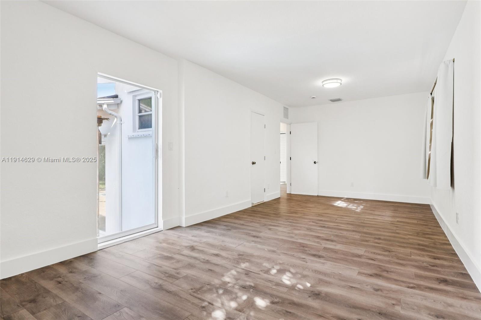 BREEZESWEPT ESTATES 1ST A - Residential