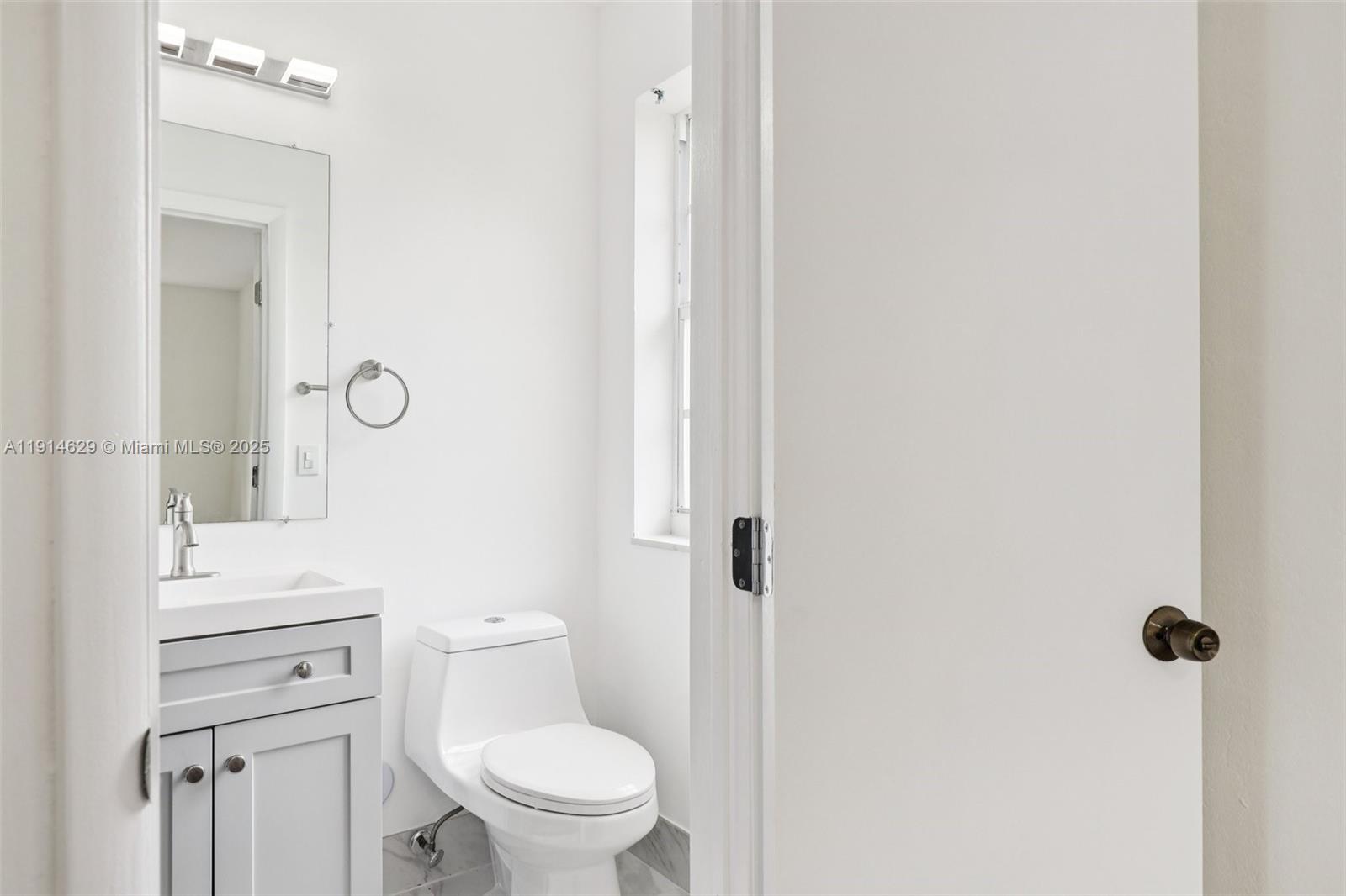 BREEZESWEPT ESTATES 1ST A - Residential