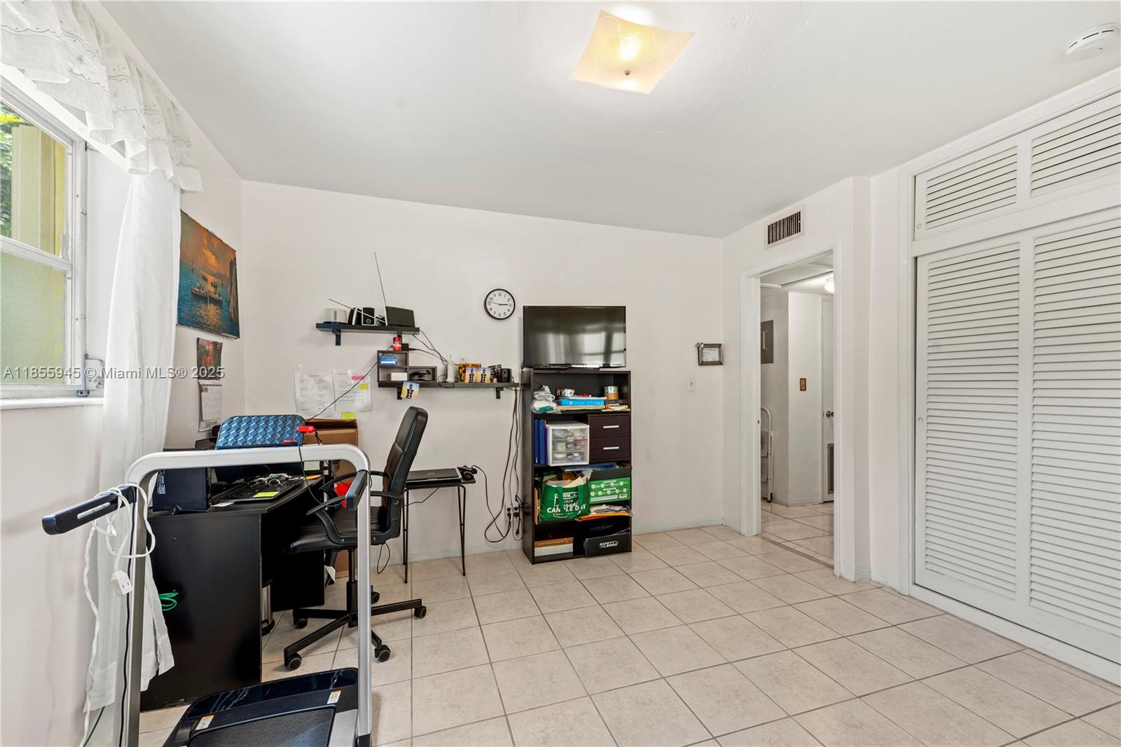 CORONET PLAZA CONDO - Residential